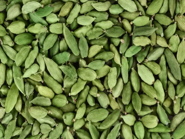 Green cardamom pods from Tanzania